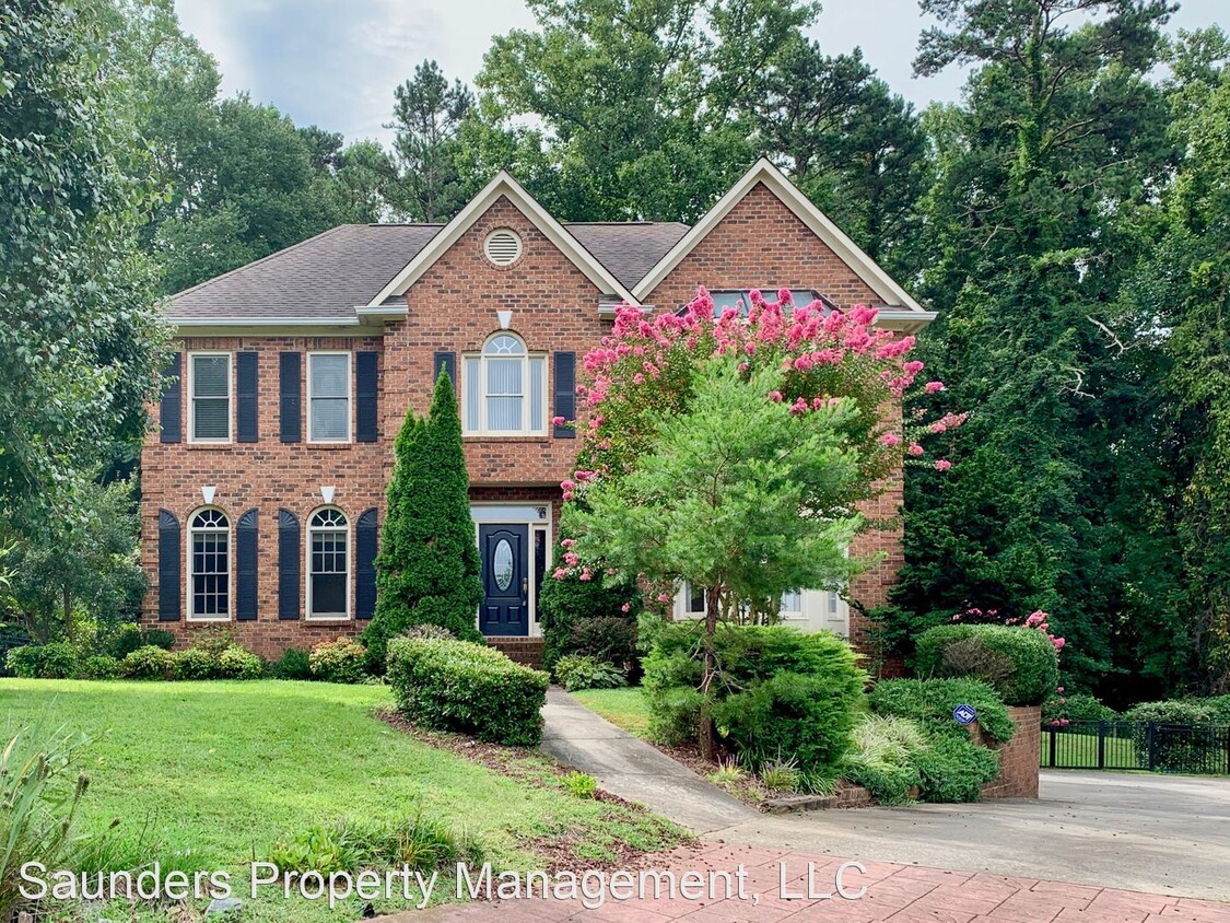 Foto principal - 4 br, 3.5 bath House - 104 Brampton Court
