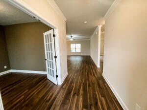 Building Photo - 837 Burlington Dr