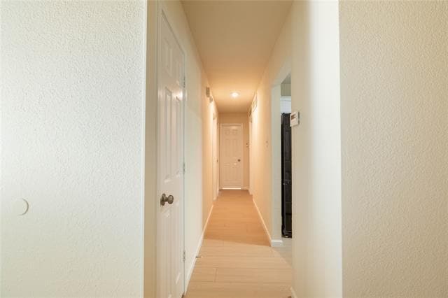 Foto del edificio - 1417 Quail Crest Dr