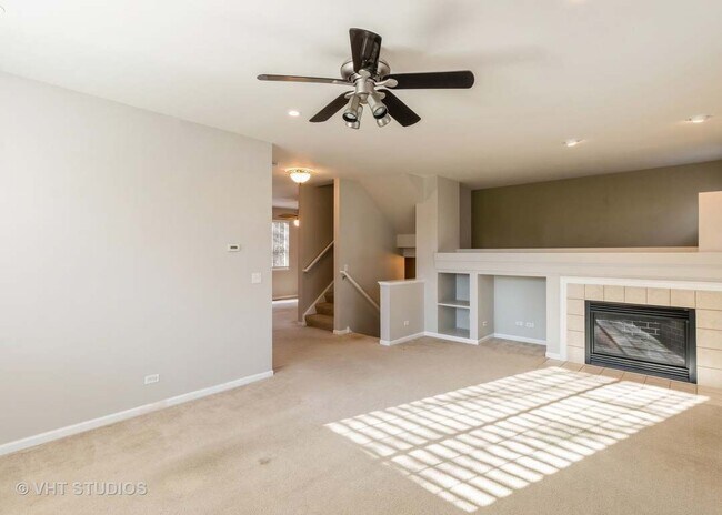 Building Photo - 271 Evergreen Cir