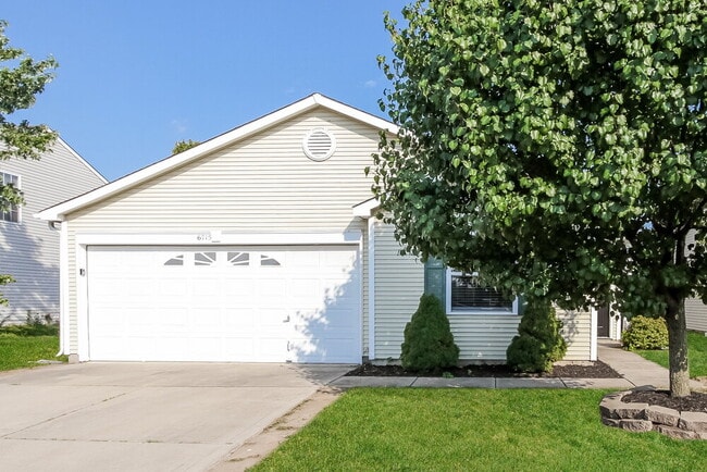 Building Photo - 6715 Everbloom Ln