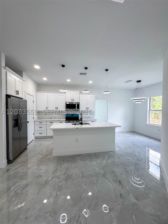 Foto del edificio - 852 Belden Ave