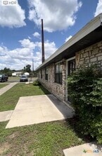 Building Photo - 301 Rockwood Dr