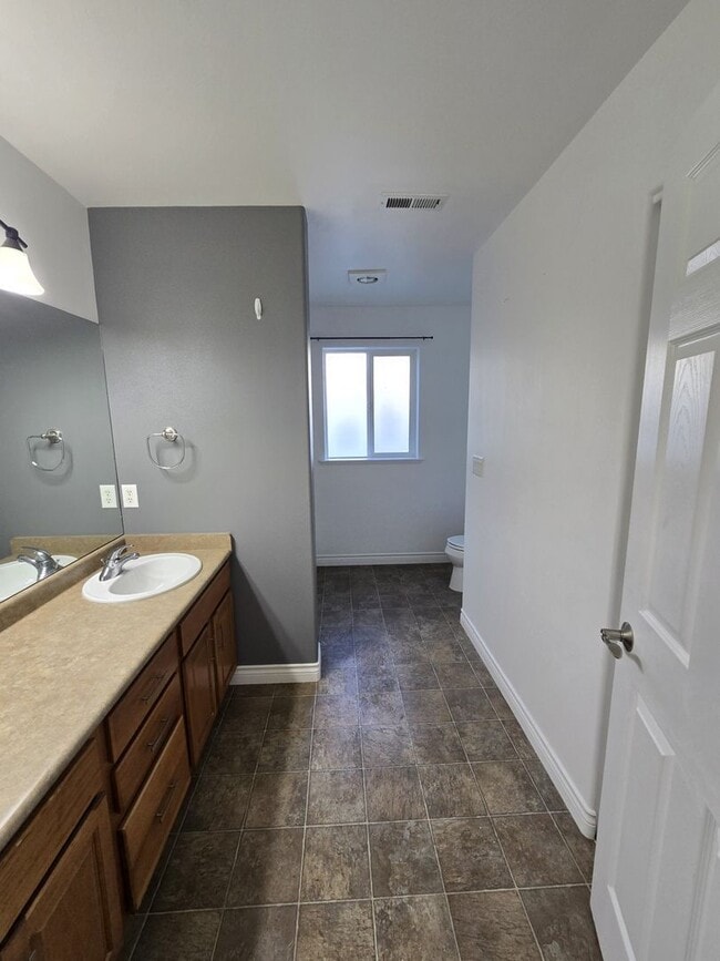 Building Photo - 3 Bed 2 bath in Bellingham