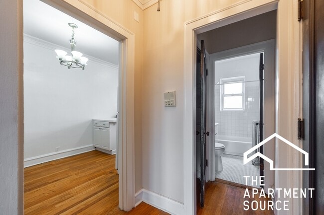 Building Photo - 4318 N Spaulding Ave