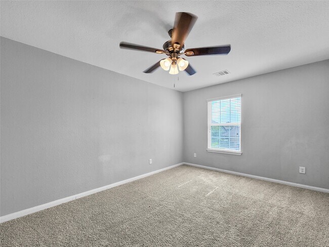 Building Photo - 10311 Urban Oak Trl