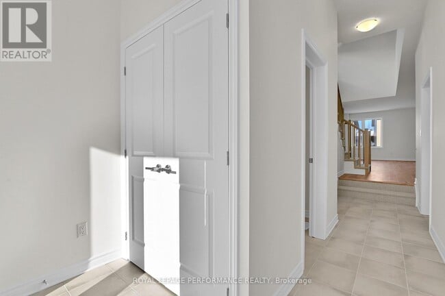 Photo du bâtiment - 713 Montrichard Rd