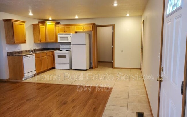 Foto del edificio - 5602 N Purple Ln