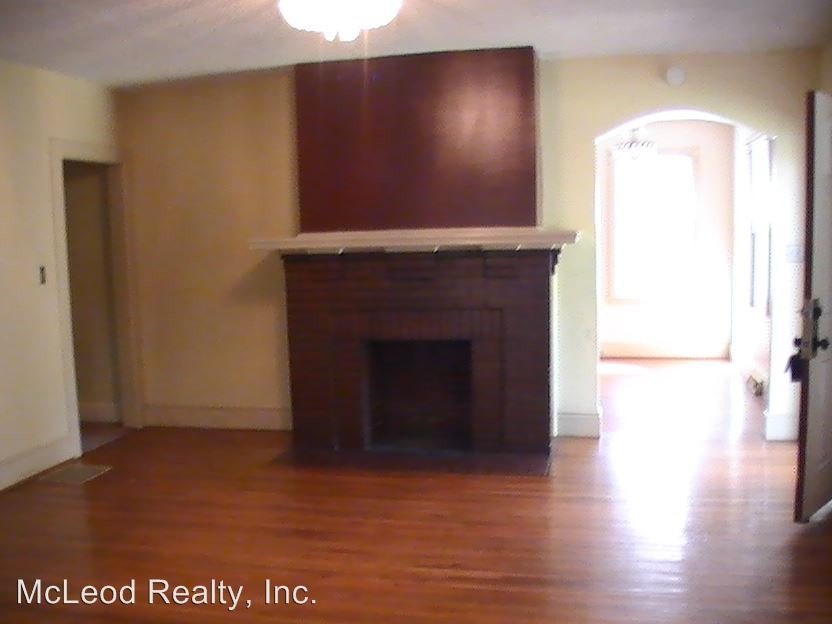 Foto del edificio - 2336 E 5th St