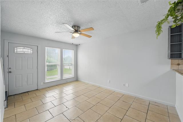 Building Photo - 4951 Miller Ave