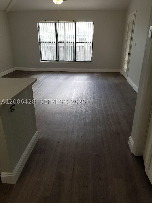 Building Photo - 4037 NW 87th Ave