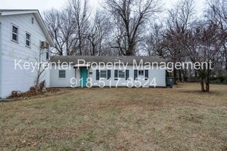 Building Photo - 508 S Joplin Ave