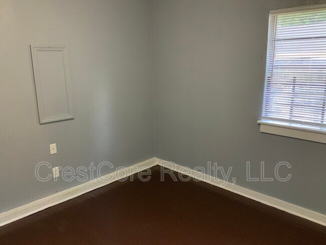 Building Photo - 1698 Gaither St