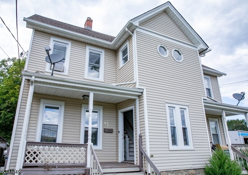 Foto principal - 8 Woodside Ave