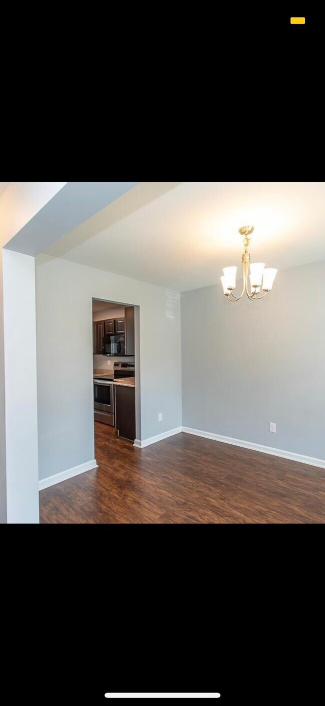 Foto del edificio - 1119 Fairway Ln