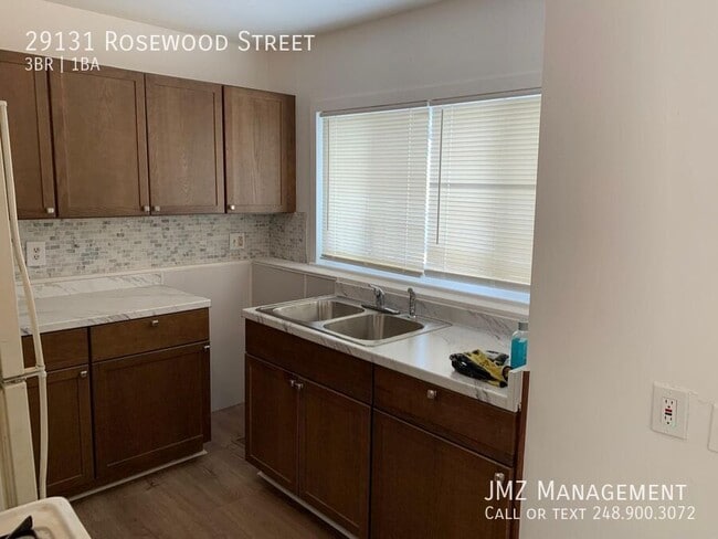 Foto del edificio - 29131 Rosewood St