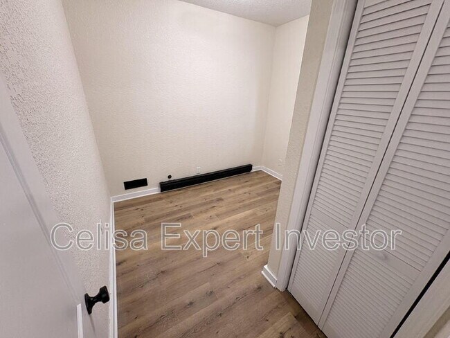 Foto del edificio - 2604 Sherman Blvd