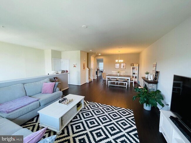 Foto del edificio - 42699 Wardlaw Terrace