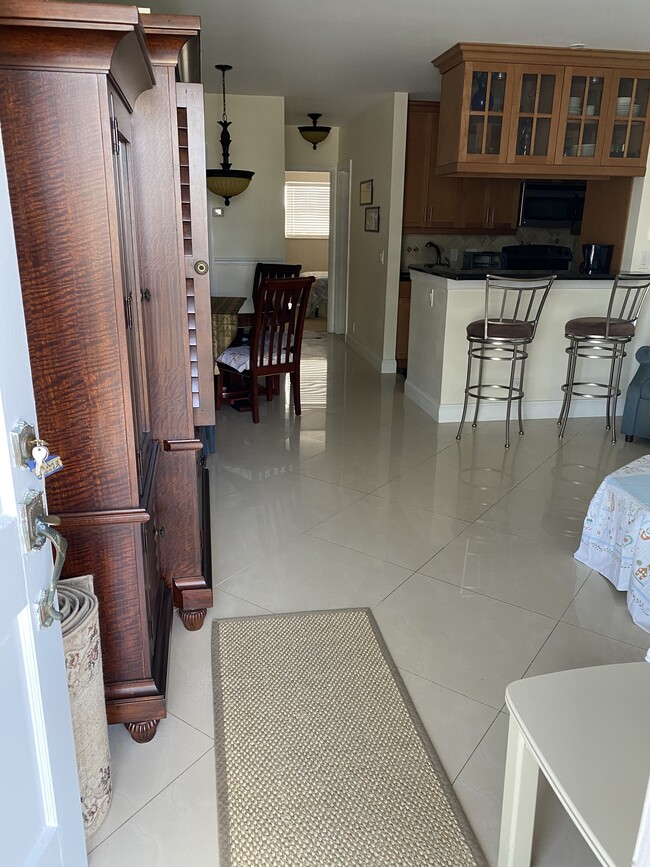 Building Photo - 467 Golden Isles Dr