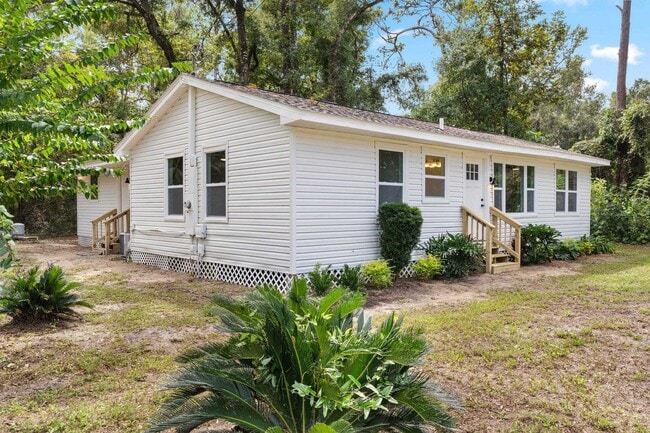 Building Photo - 129 Sioux Trail