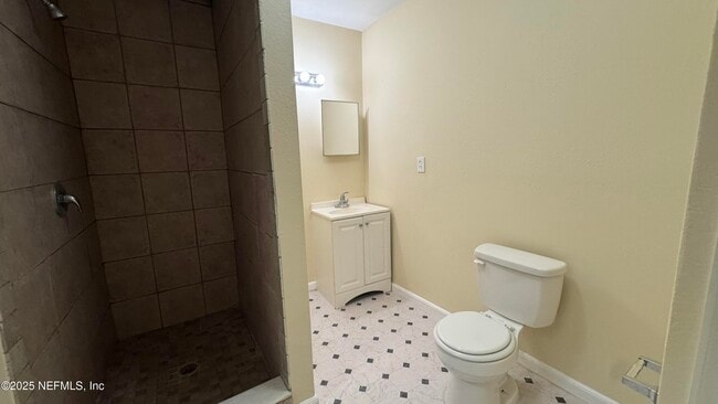 Building Photo - 2354 Leonid Rd
