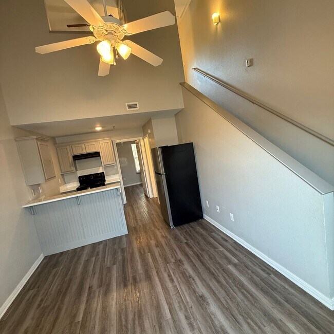 Foto del edificio - $500 Off 1st Full Month!* All Utilities In...