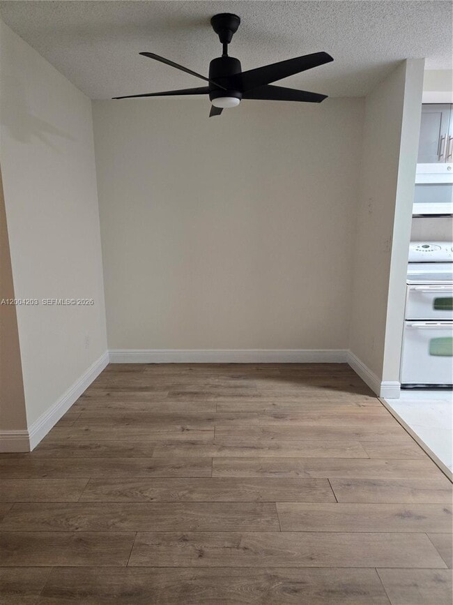 Building Photo - 9610 S Belfort Cir
