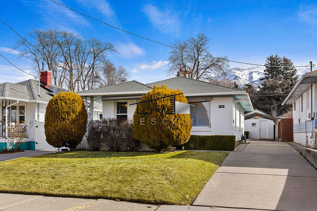 Primary Photo - 3480 Ogden Ave