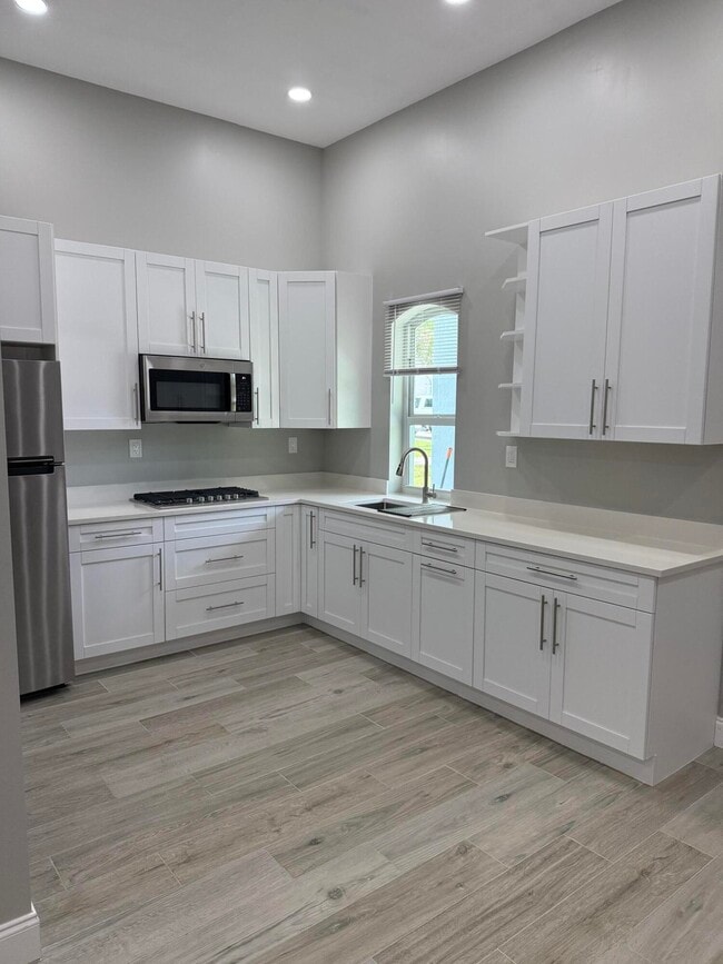Building Photo - 13465 Free Spirit Way