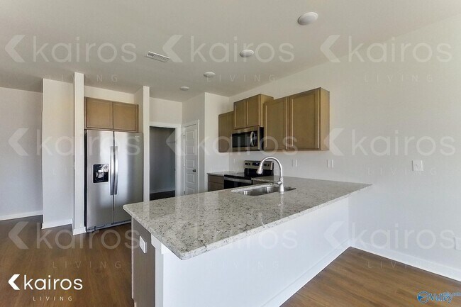 Building Photo - 6408 Upchurch Dr