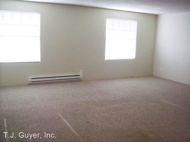 Building Photo - 440 N Market Blvd