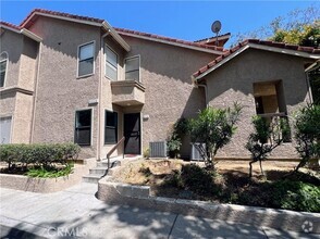 Building Photo - 2312 Archwood Ln
