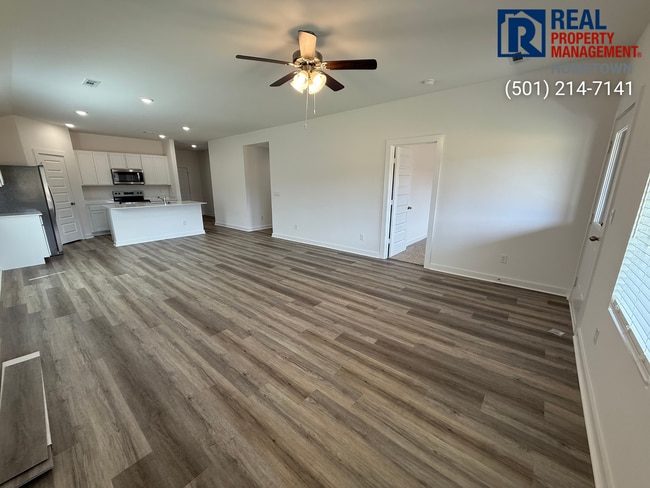 Building Photo - 108 E Fredonia Ct