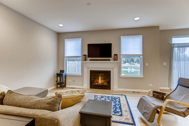 Foto del edificio - 3S510 Barkley Ave