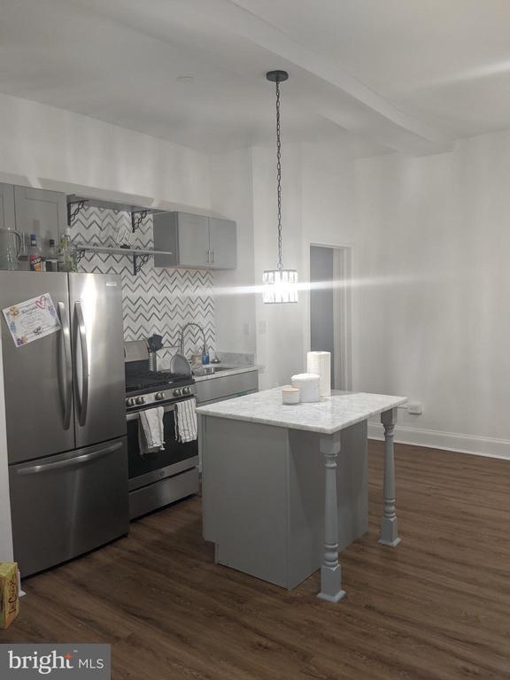 Foto del edificio - 2827 N Calvert St