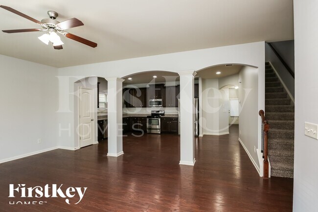 Foto del edificio - 501 Mill Ridge Rd
