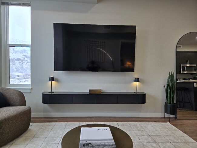 Foto del edificio - 1275 Escalante Dr