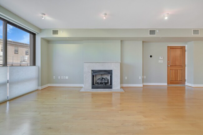 Foto del edificio - 1425 Rhode Island Ave NW