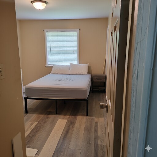 Foto del edificio - Room in House on Longleaf Dr