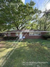 Building Photo - 1156 Lombard Dr