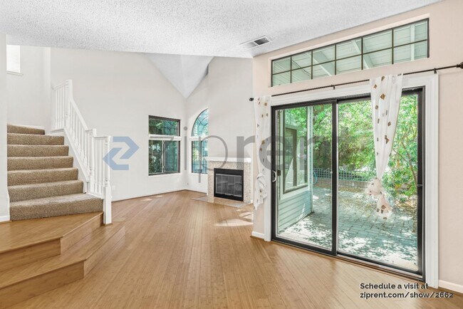 Foto del edificio - 1011 Asbury Way