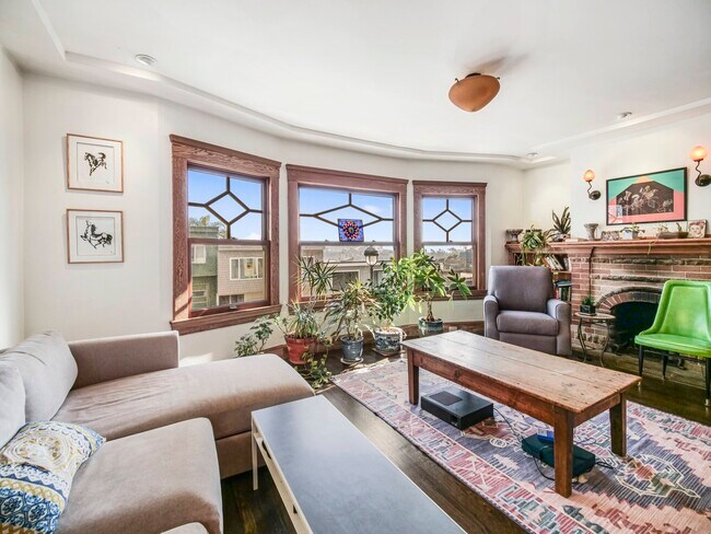 Building Photo - 38 Nebraska St