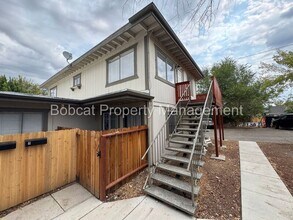 Building Photo - 1501 N Edmonds Dr