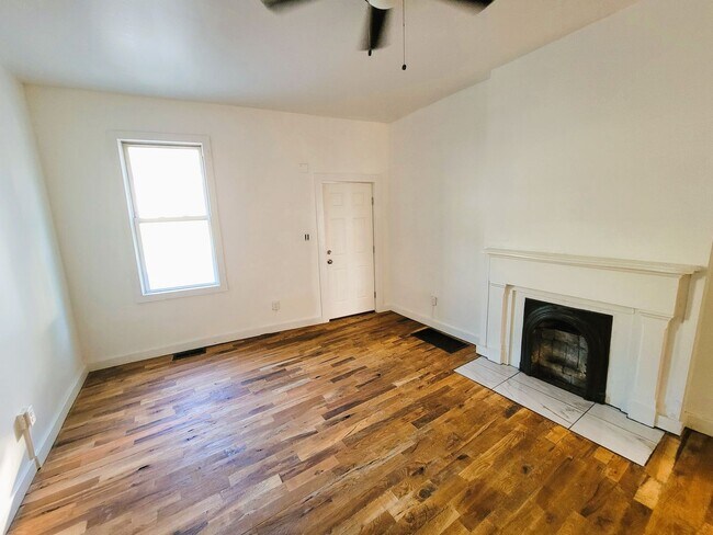 Foto del edificio - Be the First! Beautifully renovated townho...