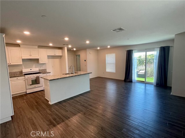 Foto del edificio - 7155 Citrus Ave