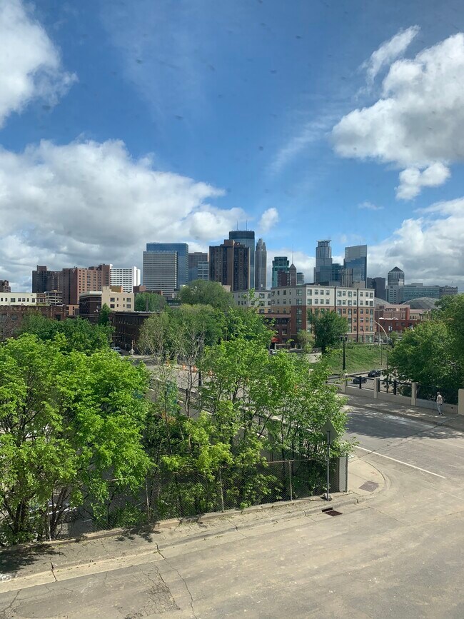 Foto del edificio - 1800 Lasalle Ave