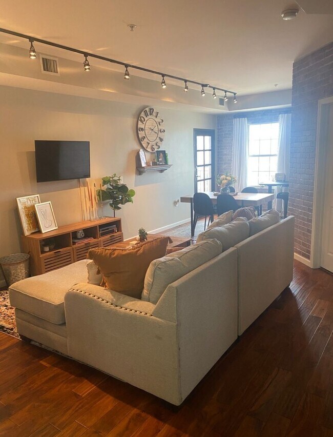 Foto del edificio - Charming 1BR Condo in Denver