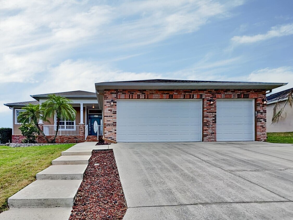 Primary Photo - 6462 Hickory View Dr