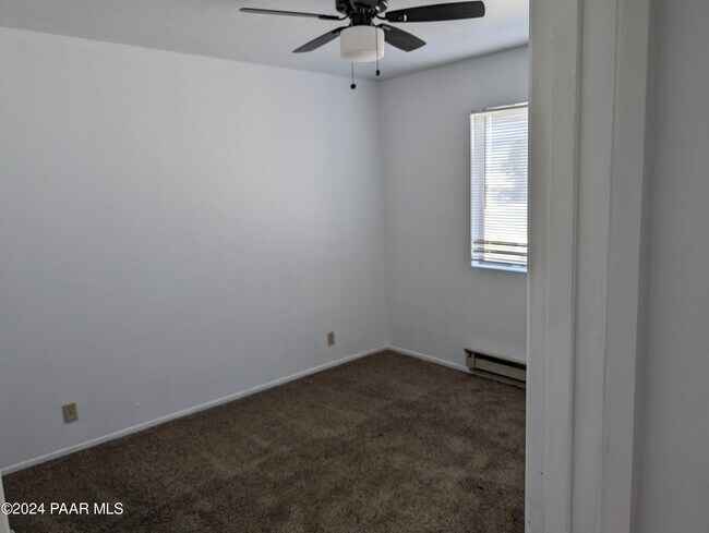 Building Photo - 3156 N Tani Rd