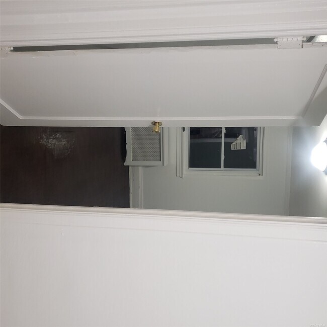 Foto del edificio - 51-06 63rd St